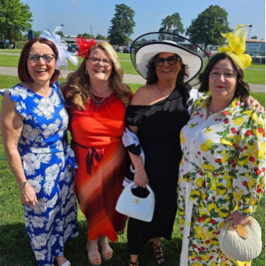 Group at Uttoxeter Ladies Day