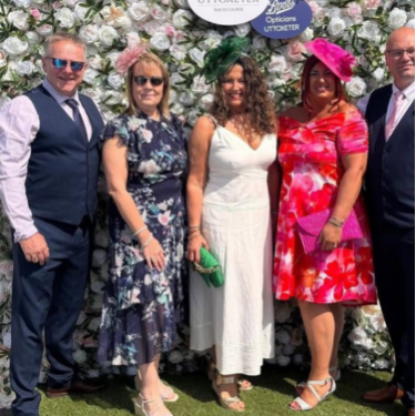 Group at Uttoxeter Ladies Day